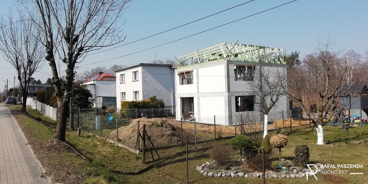 konstrukcja dachu domu kostki w Jankowicach w technologii mitek